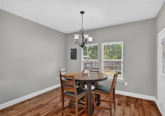 Photo 4 of Single family home for sale at 601 E Jefferson St, Waxahachie, TX 75165 | MLS# 21367147 | Listing updated on 2026-09-13