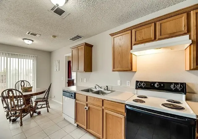 Photo 3 of Single family home for sale at 3901 Sonoma Dr, Denton, TX 76226 | MLS# 21366566 | Listing updated on 2026-09-13