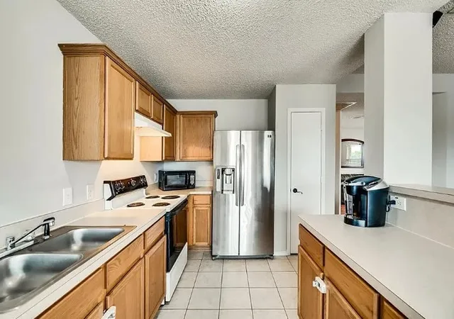 Photo 4 of Single family home for sale at 3901 Sonoma Dr, Denton, TX 76226 | MLS# 21366566 | Listing updated on 2026-09-13