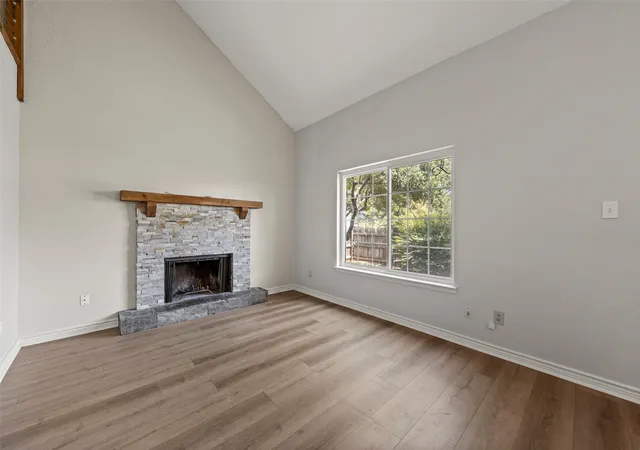 Photo 3 of Sale Pending at 1300 Chapel Creek Rd #1302, Waco, TX 76712 | MLS# 21363373 | Listing updated on 2026-09-08