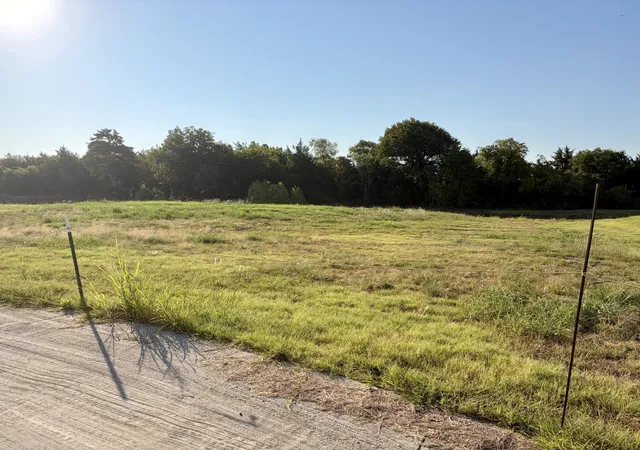 Photo 4 of Land for sale at 2511 Posey Ln, Waxahachie, TX 75167 | MLS# 21367753 | Listing updated on 2026-09-13