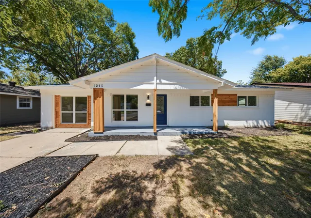 Photo 1 of Single family home for sale at 1213 Fairdale St, Irving, TX 75062 | MLS# 21367671 | Listing updated on 2026-09-08