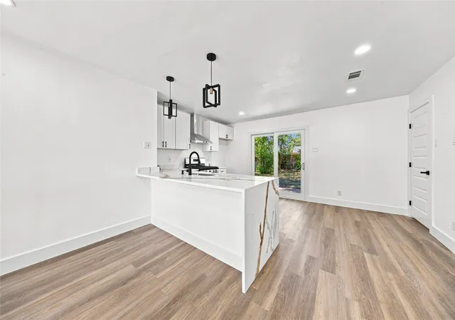 Photo 3 of Single family home for sale at 1213 Fairdale St, Irving, TX 75062 | MLS# 21367671 | Listing updated on 2026-09-08