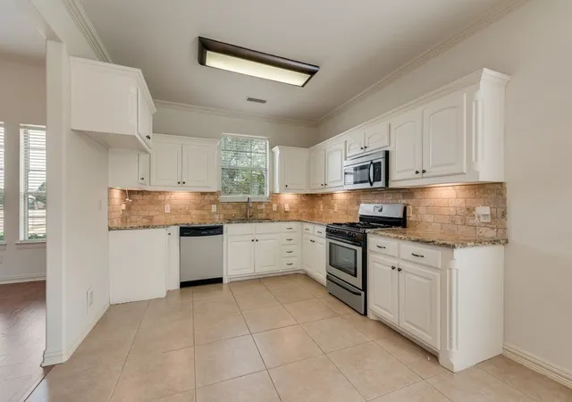 Photo 4 of Single family home for sale at 1201 Northwood Ln, Royse City, TX 75189 | MLS# 21367200 | Listing updated on 2026-09-12