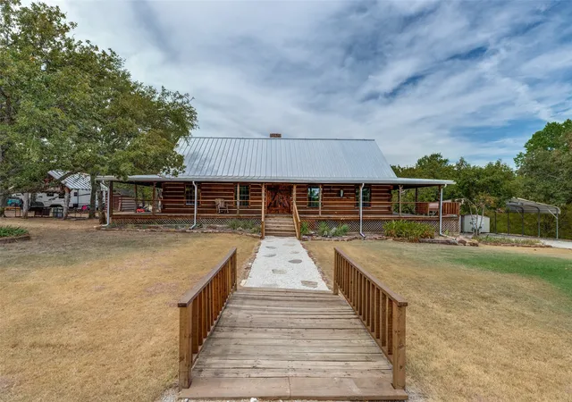 Photo 3 of Single family home for sale at 101 Cedar Dr, Little Elm, TX 75068 | MLS# 21367470 | Listing updated on 2026-09-20