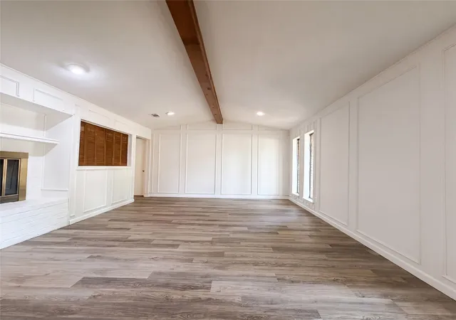 Photo 4 of Single family home for sale at 5804 Ridge Dr, Arlington, TX 76016 | MLS# 21367673 | Listing updated on 2026-09-08
