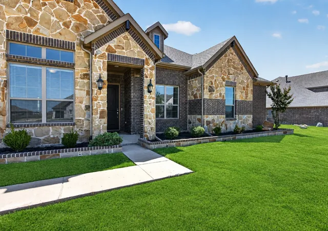 Photo 3 of Single family home for sale at 6616 Thames Dr, Mesquite, TX 75126 | MLS# 21366109 | Listing updated on 2026-09-16