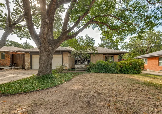 Photo 3 of Single family home for sale at 8030 Hunnicut Rd, Dallas, TX 75228 | MLS# 21368129 | Listing updated on 2026-10-01