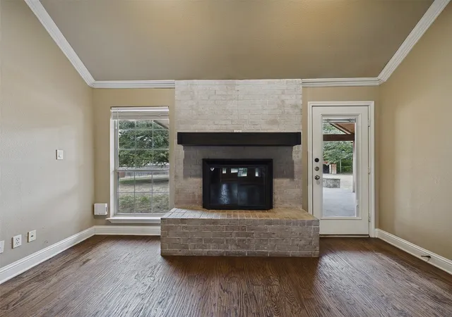 Photo 4 of Sale Pending at 616 W Walcott St, Pilot Point, TX 76258 | MLS# 21365378 | Listing updated on 2026-09-29