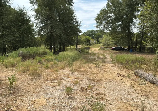 Photo 4 of Land for sale at 6858 Sw County Road 0022 Road, Corsicana, TX 75109 | MLS# 21368255 | Listing updated on 2026-09-10
