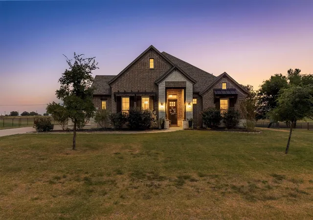 Photo 1 of Single family home for sale at 157 Daniel Dr, Van Alstyne, TX 75495 | MLS# 21368323 | Listing updated on 2026-09-14