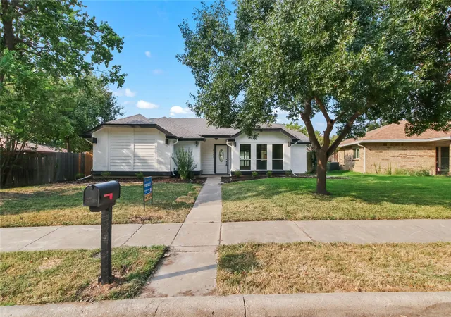 Photo 1 of Sale Pending at 2103 Stein Wy, Carrollton, TX 75007 | MLS# 21367543 | Listing updated on 2026-09-15