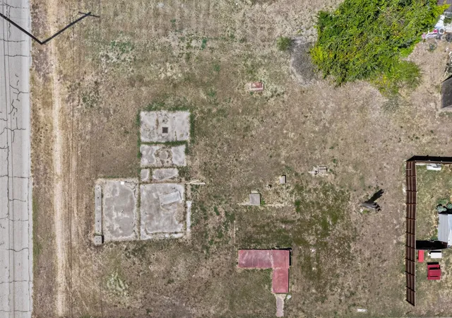 Photo 3 of Land for sale at 814 & 816 Martin Luther King Blvd, Corsicana, TX 75110 | MLS# 21368325 | Listing updated on 2026-09-09