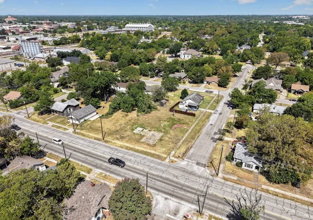 Photo 4 of Land for sale at 814 & 816 Martin Luther King Blvd, Corsicana, TX 75110 | MLS# 21368325 | Listing updated on 2026-09-09