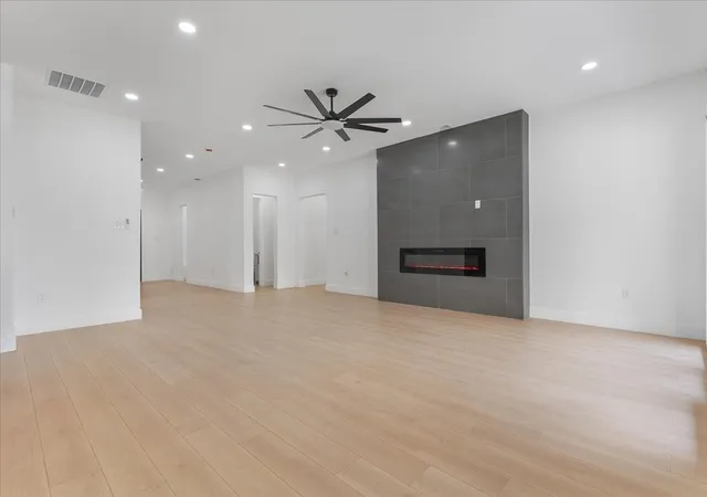 Photo 4 of Single family home for sale at 6306 Kemrock Dr, Dallas, TX 75241 | MLS# 21368414 | Listing updated on 2026-09-15