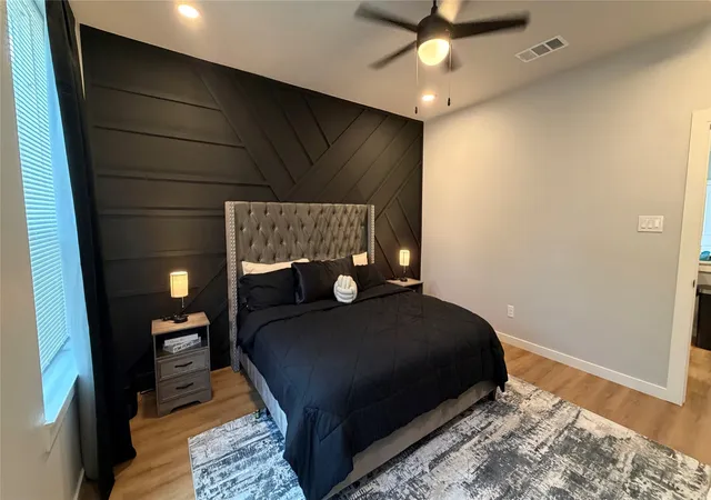 Photo 3 of House for sale at 1650/1652 Hudspeth Ave, Dallas, TX 75216 | MLS# 21368424 | Listing updated on 2026-09-13