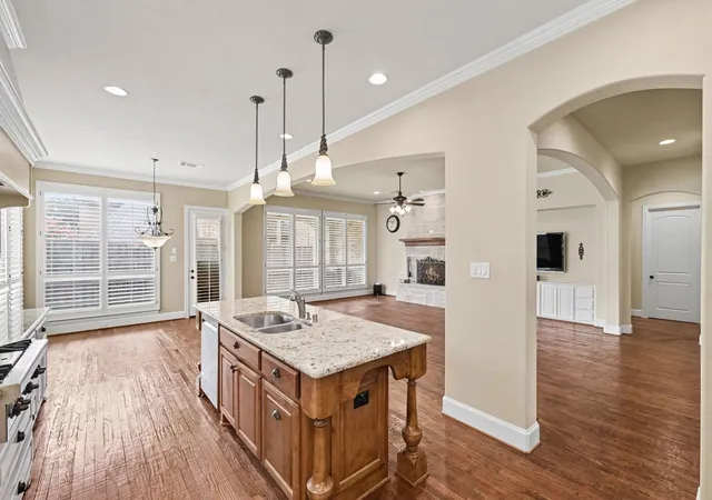 Photo 4 of Single family home for sale at 408 Blue Ridge Ct, Allen, TX 75013 | MLS# 21368428 | Listing updated on 2026-10-07