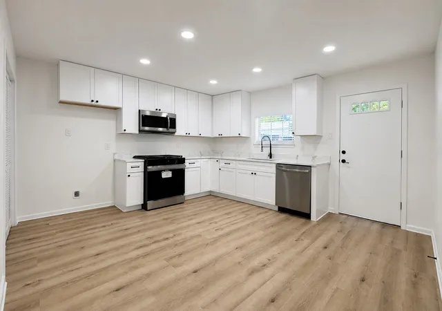 Photo 4 of Single family home for sale at 1842 Delmar Dr, Garland, TX 75040 | MLS# 21367736 | Listing updated on 2026-09-14