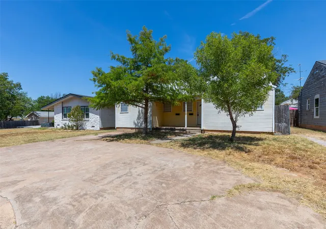 Photo 1 of Single family home for sale at 710 E North 13th St, Abilene, TX 79601 | MLS# 21364199 | Listing updated on 2026-09-24