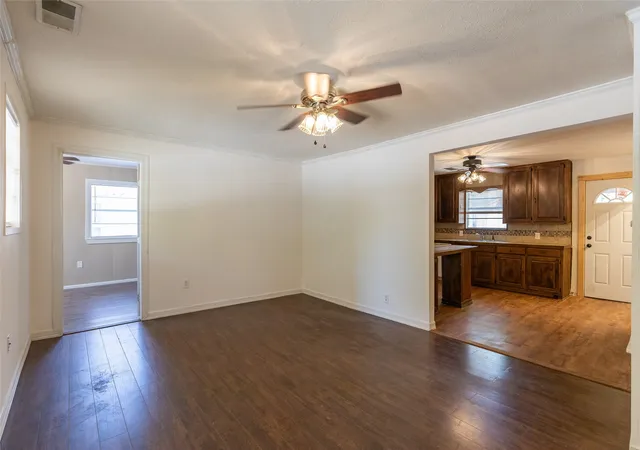 Photo 4 of House for sale at 710 E North 13Th St, Abilene, TX 79601 | MLS# 21364199 | Listing updated on 2026-09-24