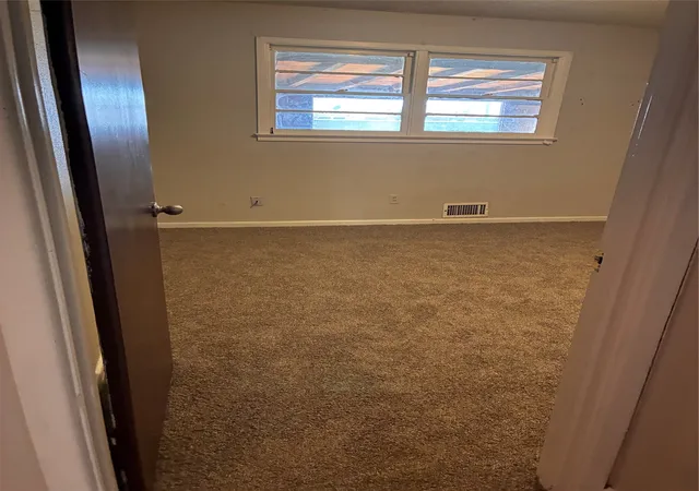 Photo 4 of Single family home for sale at 2223 S 6Th St, Lamesa, TX 79331 | MLS# 21368536 | Listing updated on 2026-09-12