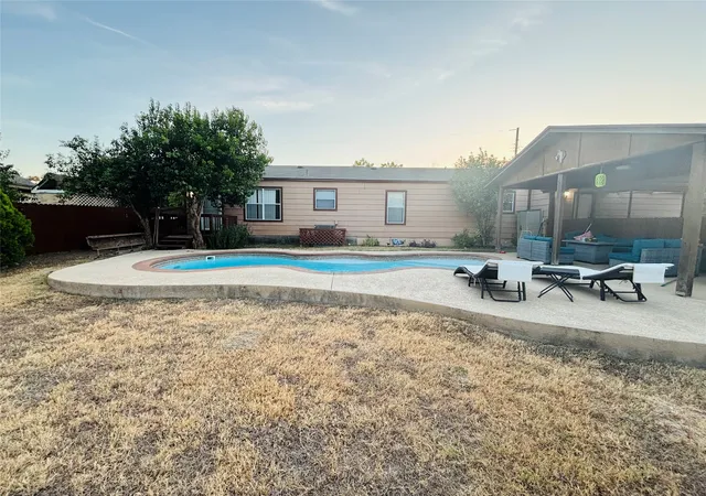 Photo 3 of Single family home for sale at 110 N Love Ave, Florence, TX 76527 | MLS# 21368563 | Listing updated on 2026-09-09