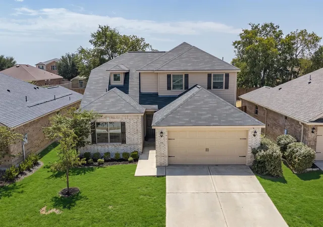 Photo 3 of Single family home for sale at 134 Morning Glory, Sanger, TX 76266 | MLS# 21362731 | Listing updated on 2026-09-12
