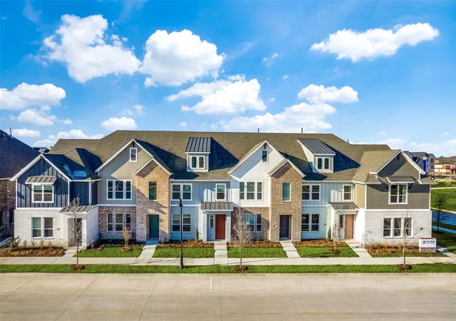 Photo 1 of Townhouse for sale at 4441 Union St, North Richland Hills, TX 76180 | MLS# 21368603 | Listing updated on 2026-09-13