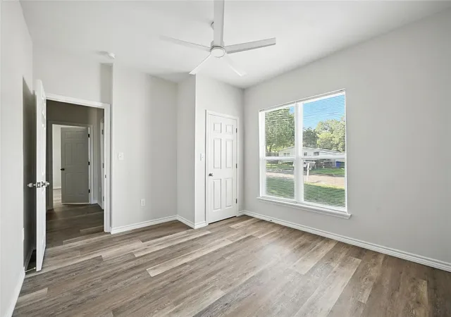 Photo 4 of Single family home for sale at 412 3Rd St, Whitesboro, TX 76273 | MLS# 21368226 | Listing updated on 2026-09-10