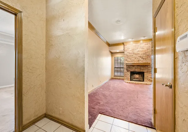Photo 4 of Sale Pending at 5811 Terra Dr, Arlington, TX 76017 | MLS# 21360725 | Listing updated on 2026-09-11