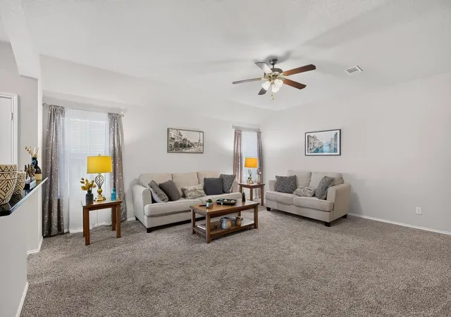 Photo 4 of Single family home for sale at 4724 Waterford Dr, Fort Worth, TX 76179 | MLS# 21368681 | Listing updated on 2026-09-14