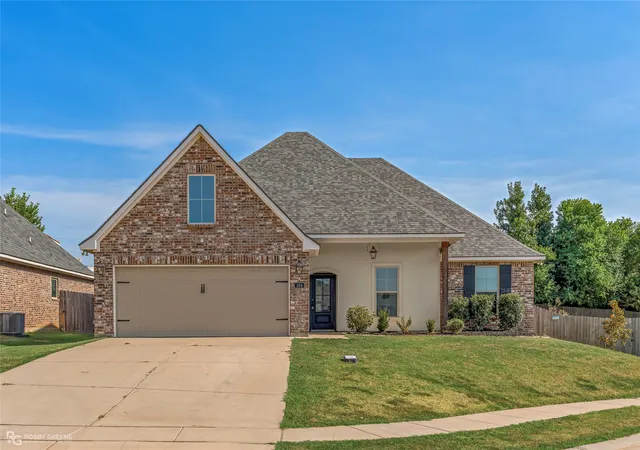 Photo 1 of Sale Pending at 104 Brimestone Loop, Benton, LA 71006 | MLS# 21368261 | Listing updated on 2026-09-11