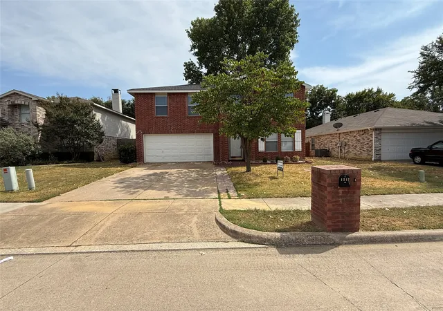 Photo 1 of Single family home for sale at 1212 Rambling Brook Trl, Denton, TX 76210 | MLS# 21368270 | Listing updated on 2026-09-11