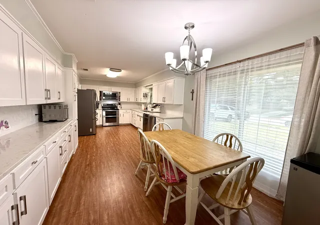 Photo 4 of Single family home for sale at 7514 Camelback Dr, Shreveport, LA 71105 | MLS# 21368783 | Listing updated on 2026-09-11