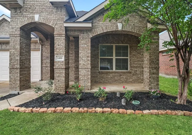 Photo 3 of Sale Pending at 1400 Villa Paloma Blvd, Little Elm, TX 75068 | MLS# 21368591 | Listing updated on 2026-09-13