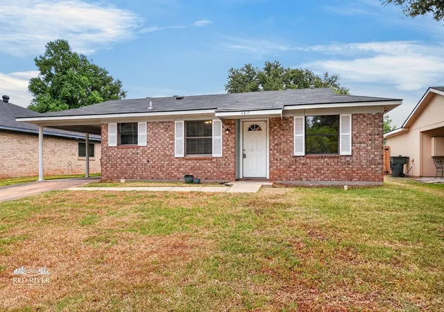 Photo 1 of Sale Pending at 4815 General Bragg Dr, Bossier City, LA 71112 | MLS# 21368767 | Listing updated on 2026-09-17