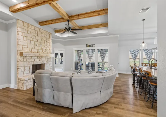 Photo 4 of Single family home for sale at 10020 Valley Oak Ct, Springtown, TX 76082 | MLS# 21367364 | Listing updated on 2026-09-08