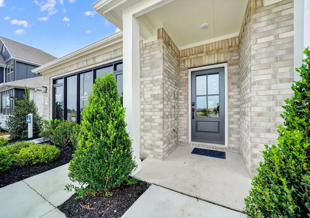 Photo 2 of Single family home for sale at 2911 Orchard Park Ln, Crandall, TX 75114 | MLS# 21368966 | Listing updated on 2026-09-11
