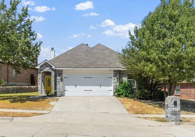 Single family home for sale at 8275 Clarksprings Dr, Dallas, TX 75236 | MLS# 21368928