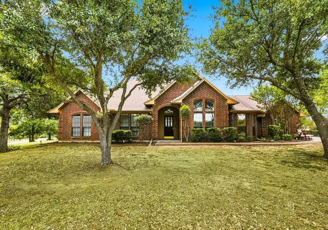 Photo 2 of Sale Pending at 1332 Rolling Acres Dr, Argyle, TX 76226 | MLS# 21366708 | Listing updated on 2026-09-11