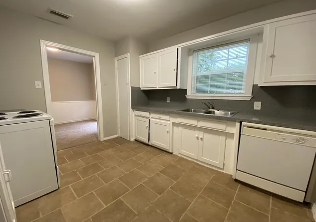 Photo 3 of Sale Pending at 7312 Gaston Ave, Fort Worth, TX 76116 | MLS# 21369024 | Listing updated on 2026-09-30