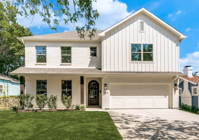 Photo 1 of Single family home for sale at 1609 Belle Pl, Fort Worth, TX 76107 | MLS# 21368912 | Listing updated on 2026-10-20