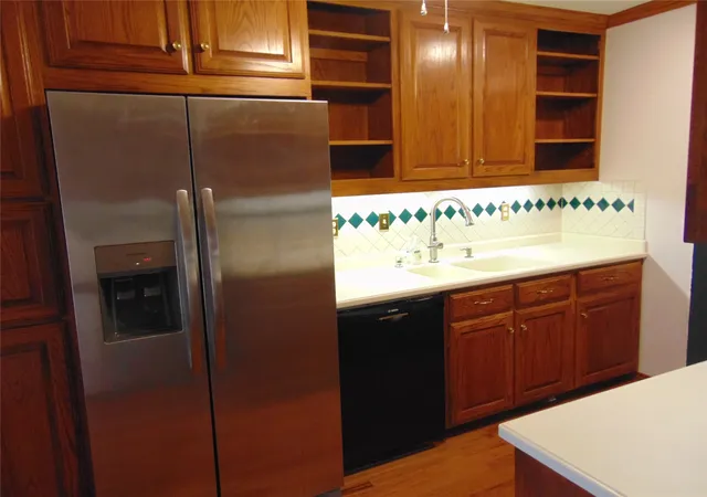 Photo 3 of Single family home for sale at 1110 Meandering Wy, Mesquite, TX 75150 | MLS# 21368248 | Listing updated on 2026-09-08