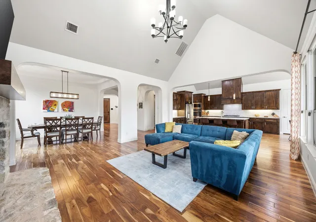 Photo 3 of Single family home for sale at 1642 Jeffrey Dr, Wylie, TX 75098 | MLS# 21368212 | Listing updated on 2026-10-06