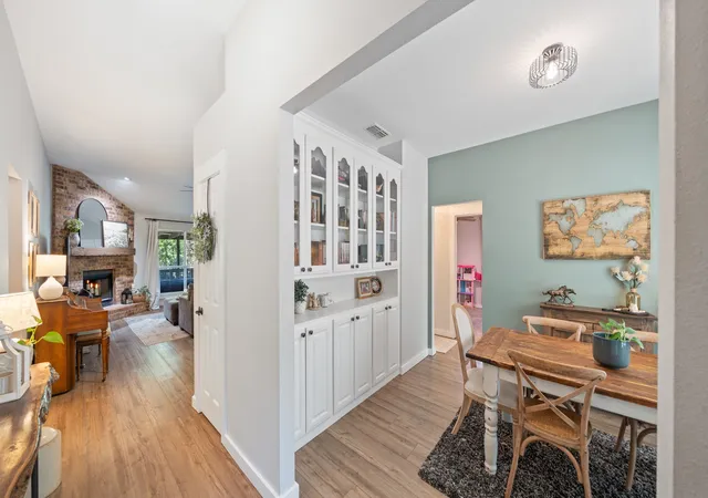 Photo 2 of Single family home for sale at 362 River Oaks Ln, Canton, TX 75103 | MLS# 21369018 | Listing updated on 2026-09-18