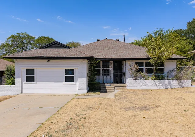 Photo 1 of Single family home for sale at 1209 Grinnell St, Dallas, TX 75216 | MLS# 21369256 | Listing updated on 2026-09-13