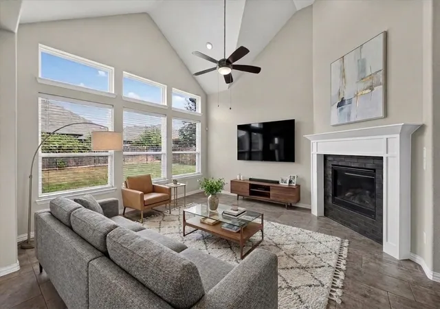 Photo 3 of Single family home for sale at 7008 Elk Springs Dr, Argyle, TX 76226 | MLS# 21367918 | Listing updated on 2026-09-12