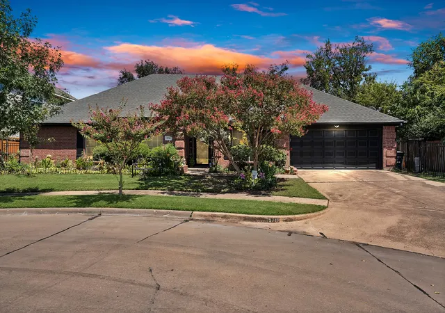 Photo 2 of Single family home for sale at 2716 Rochelle Pt, Irving, TX 75062 | MLS# 21364331 | Listing updated on 2026-09-12