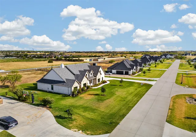 Photo 3 of Single family home for sale at 3201 Dakota Dr, Northlake, TX 76226 | MLS# 21368786 | Listing updated on 2026-09-20