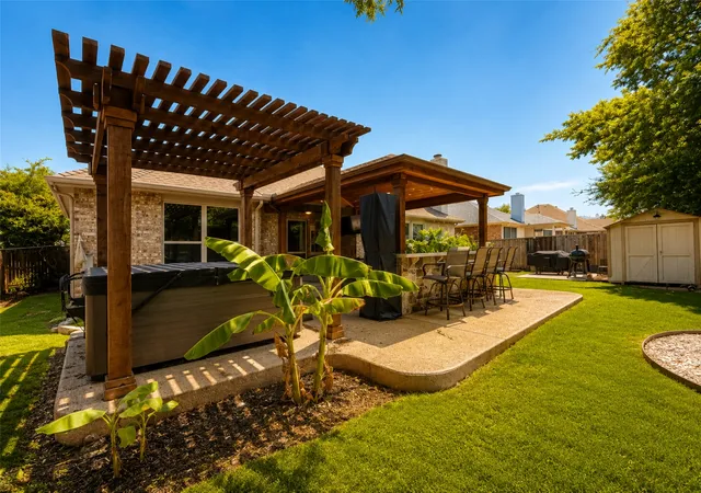 Photo 2 of Sale Pending at 8467 Muirwood Trl, Fort Worth, TX 76137 | MLS# 21369411 | Listing updated on 2026-10-01